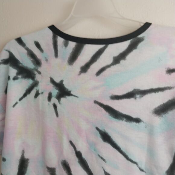 Justice Short sleeve top. Size XL ( 16/18) - Picture 12 of 12